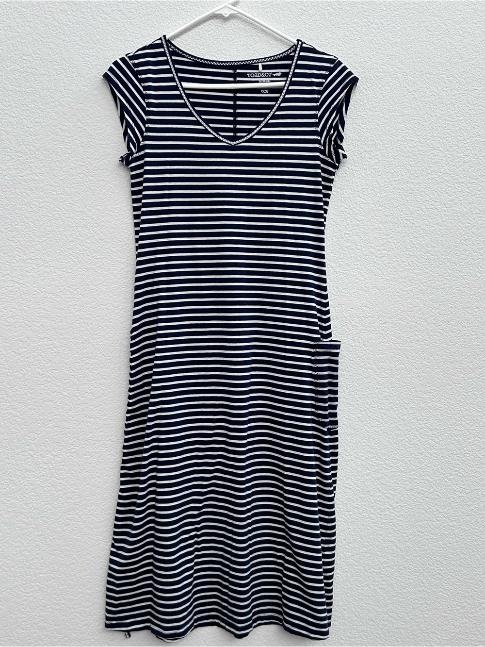 Toad & Co Muse Dress Womens S Striped Navy White VNeck Cap Sleeve Organic Cotton